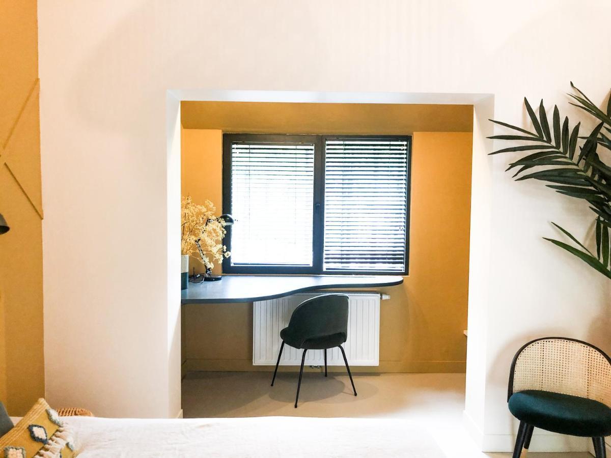 The Oak Hotel วาฟร์ ภายนอก รูปภาพ